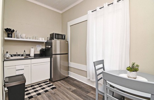 Winter Garden Apartment | Lovely Studio Apt #1 in Downtown Winter Garden, by Bike Trail