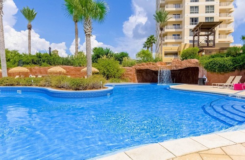 Sandestin Apartment | Luau suite w/luxe pool, hot tub & gym - stroll 4 minutes to beach