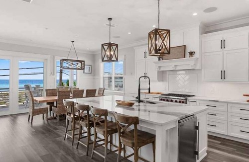 El Centro Beach House | LUX Family Heavenly Day Beachfront - Pool - Hot tub