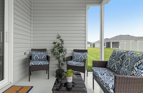 Sumter County House | Luxe 3BR | Long & Short Stays l Walk to Eastport | Golf Cart