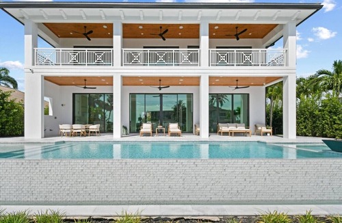 Florida North Atlantic Coast House | LUXE 4BDR Waterfront Oasis w/Hot Tub & Pool