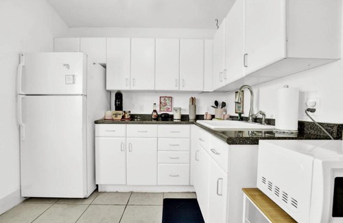 Lynn Haven Apartment | Luxe Pool Casita w Saltwater Pool 25 Min to PCB