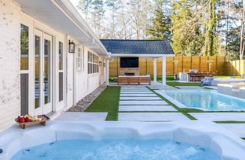 Macon House | Luxe Resort Home | Pool, Hot Tub, Golf & Turf Oasis