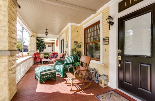 Urban Core House | Luxurious Historic Heart of Springfield Home
