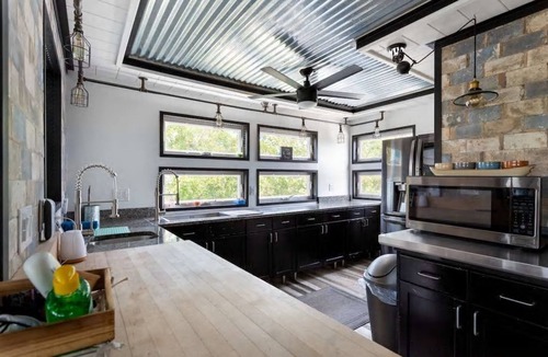 Fort Myers Beach Ski Chalet | Luxurious Key West style beach chalet