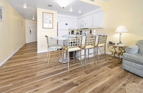 Brush - Stewarts Condo | Luxury 17th Floor 1 BR Condo Direct Oceanfront Wyndham Ocean Walk Resort Daytona Beach | 1702