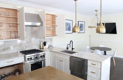 Caldwell House | Luxury 2BR Home | 2.5 Baths & Modern Comfort
