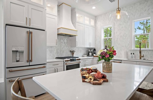 Treetop House | Luxury 30A Gem | 4 Bikes | Huge Deck | Fire Pit