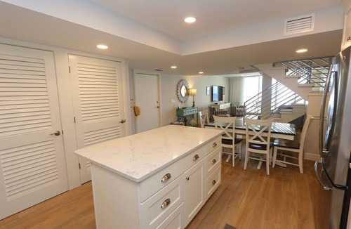 Longboat Key Condo | Luxury 3BD Beachfront Living: La Playa 203D by RVA