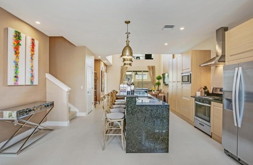 Florida Central Atlantic Coast House | Luxury 4 Bedroom Magic Village Resort Townhome townhouse