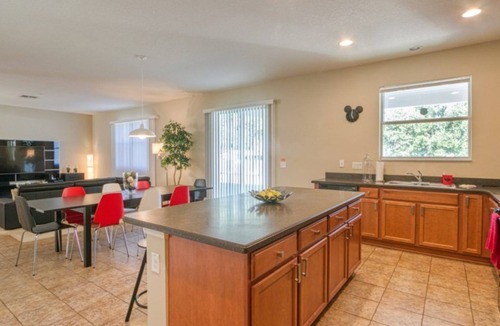 Seasons Villa | Luxury 4 Bedroom Villa in Kissimmee near Disney