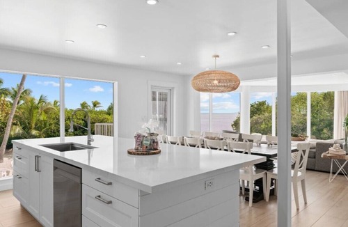 Upper Matecumbe Key House | Luxury 6 bedroom - truly spectacular beachfront property