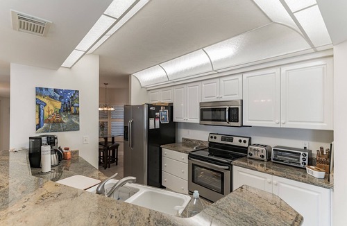 Daytona Beach Shores Condo | Luxury Beachfront, Lg Corner Unit - New Pool/BBQ/Garden Areas