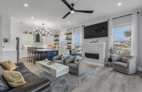 New Smyrna Beach House | Luxury Beach House | Pool, Rooftop Deck, Ocean Views | Walk to Flagler | Sleeps 15