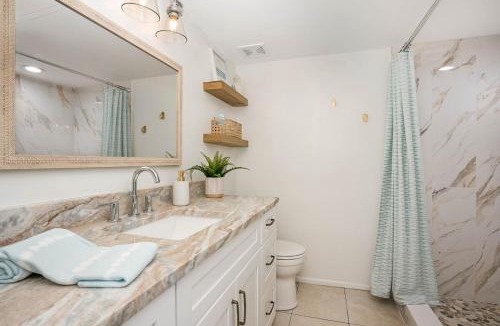 Ocean Side Village House | Luxury Beachside Condo - Half Mile from Beach