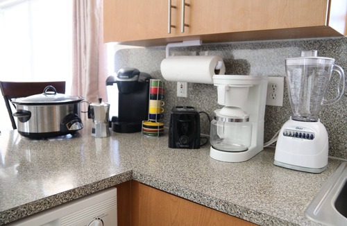Goulds House | Luxury DreamStay Miami 3/2 King Suite
