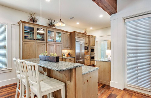 Forest District House | Luxury Escape with Private Pool and LSV