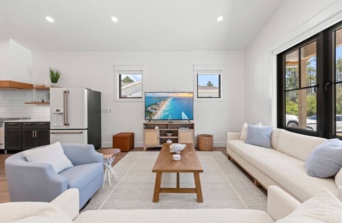 Santa Rosa Beach House | Luxury Home | Fenced Yard | Pine & Pearl | Near Bay | Santa Rosa Beach