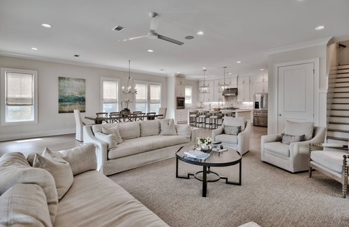 San Juan House | Luxury Home, Short walk to the Beach, and 6 adult bikes included, Private Pool!