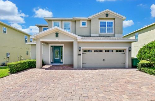 Historic Downtown Kissimmee House | Luxury Home With Themed Rooms, Game Room And Waterpark & Resort Access Near Disney At Encore Resorts Reunion - 260Cl