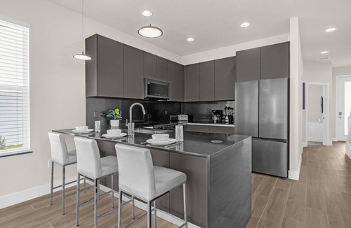 Clear Creek House | Luxury House 4 Bedroom Family, Private Pool