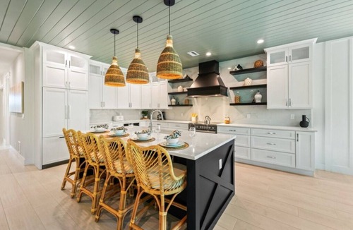 Sarasota House | Luxury Lido Escape w/Pool, Slide, Spa & Rooftop!
