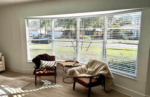 Tampa Villa | Luxury Modern Waterfront Villa - Saltwater Pool/Fishing Dock/BBQ - Sleeps 12