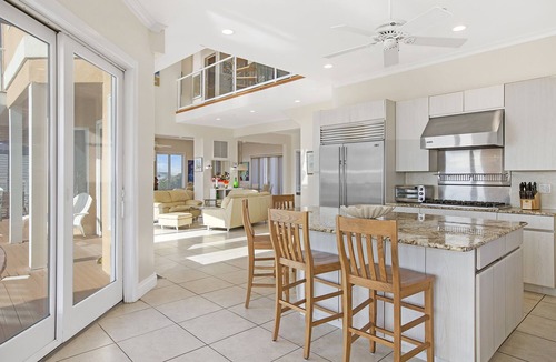 West Hampton Dunes House | Luxury Oceanfront 8-BR House Pool & Hot Tub Facing the Ocean - Last Min Deals!