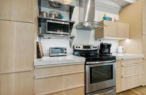 Ocean Cay House | Luxury Oceanfront Beach House Pine Knoll Shores North Carolina with Direct Beach Access Sleeps 12