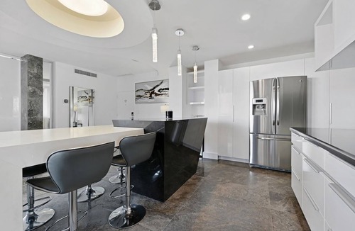 Hollywood South Central Beach Condo | LUXURY PENTHOUSE ON THE BEACH 3/3 OCEANFRONT CONDO