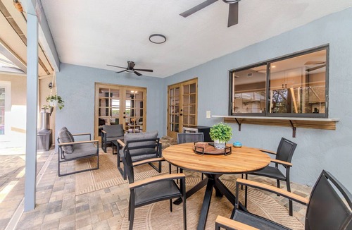 Longwood House | Luxury Pool Home-Near Orlando-5BR 3 Bath
