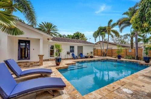 Palm Aire Village East House | Luxury Pool Villa in Fort Lauderdale Sleeps 7