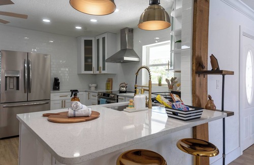 St. Petersburg House | Luxury St Pete Pool Home-2.6mi to beach-Jetted Tub