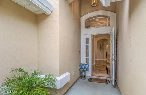 Golden Glades - The Woods Villa | Luxury Tropical Oasis Close to Mayo and Beach