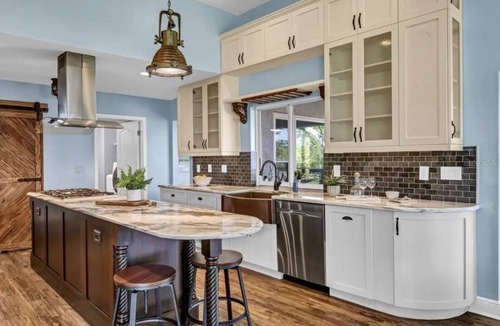 Tarpon Springs House | Luxury Waterfront Home with Pool & Dock - Gulf Access