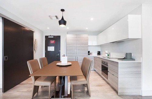 Hollywood Condo | Luxury Waterfront Condo w/Stunning Sunset View-CS36