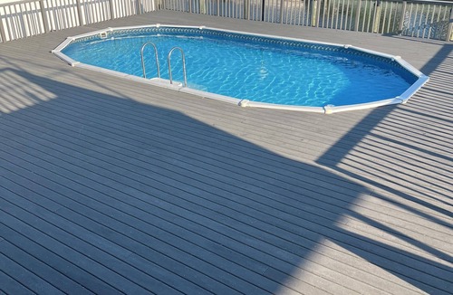 Copiague Apartment | Luxury Waterfront Getaway: Pool, Fishing & Basketball! Stunning water views