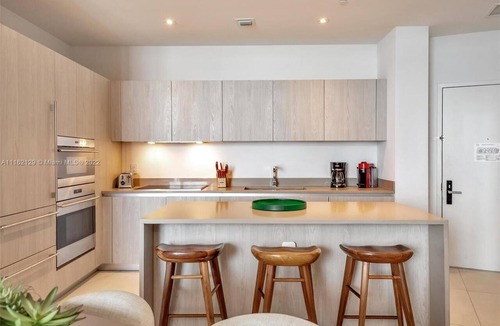 Hollywood South Central Beach Condo | Lyfe Resort & Residences Luxurious 2 bedroom oceanview penthouse - PH4106