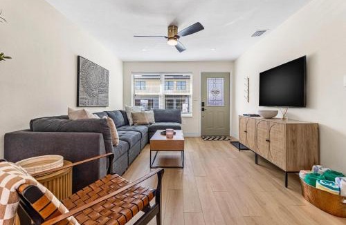 Madeira Beach House | Madeira Beach House Fall Special! Private Heated Pool & Steps to Beach!