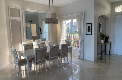 Port Saint Lucie Villa | Magnifique Villa sur l'eau avec piscine & jacuzzi