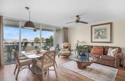 Holiday Isle Apartment | Magnolia House 107 At Destin Pointe Resort