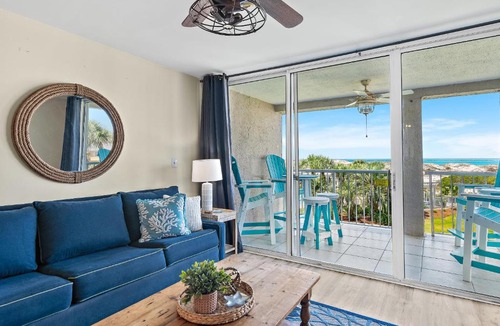 Holiday Isle Apartment | Magnolia House 211 At Destin Pointe Resort