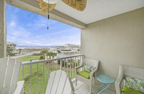 Holiday Isle Apartment | Magnolia House 302 At Destin Pointe Resort