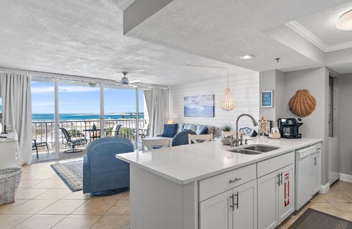 Holiday Isle Apartment | Magnolia House 307 At Destin Pointe Resort