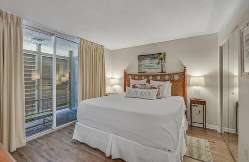 Holiday Isle Apartment | Magnolia House 408 At Destin Pointe Resort