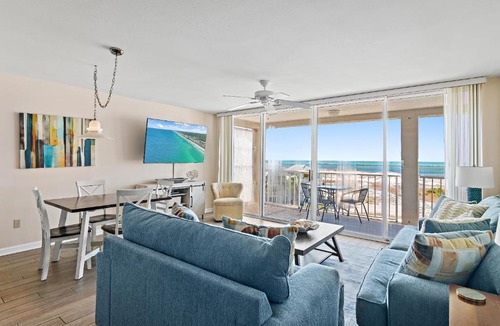 Holiday Isle Apartment | Magnolia House 505 At Destin Pointe Resort