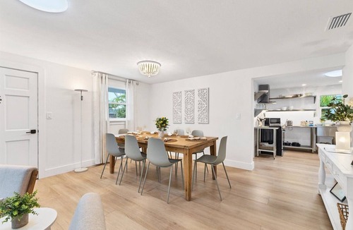 Anna Maria House | Magnolia walk to beach/shops, Ami perfect Location