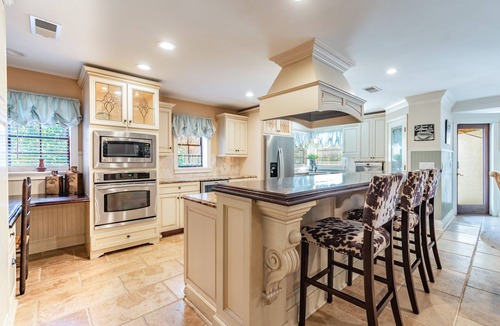 Lake Brant House | Majestic Brant Manor: Stately 8 Bdrm, Lakefront Manor w/Pool, 15Min to City