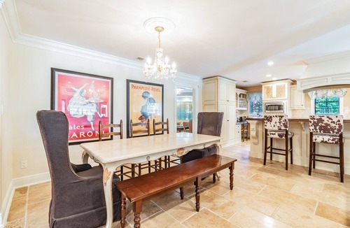 Lake Brant House | Majestic Brant Manor: Stately 8 Bdrm, Lakefront Manor w/Pool, 15Min to City