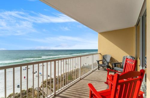 Long Beach Apartment | Majestic Resort! Newly Updated Beachfront 3BR Condo